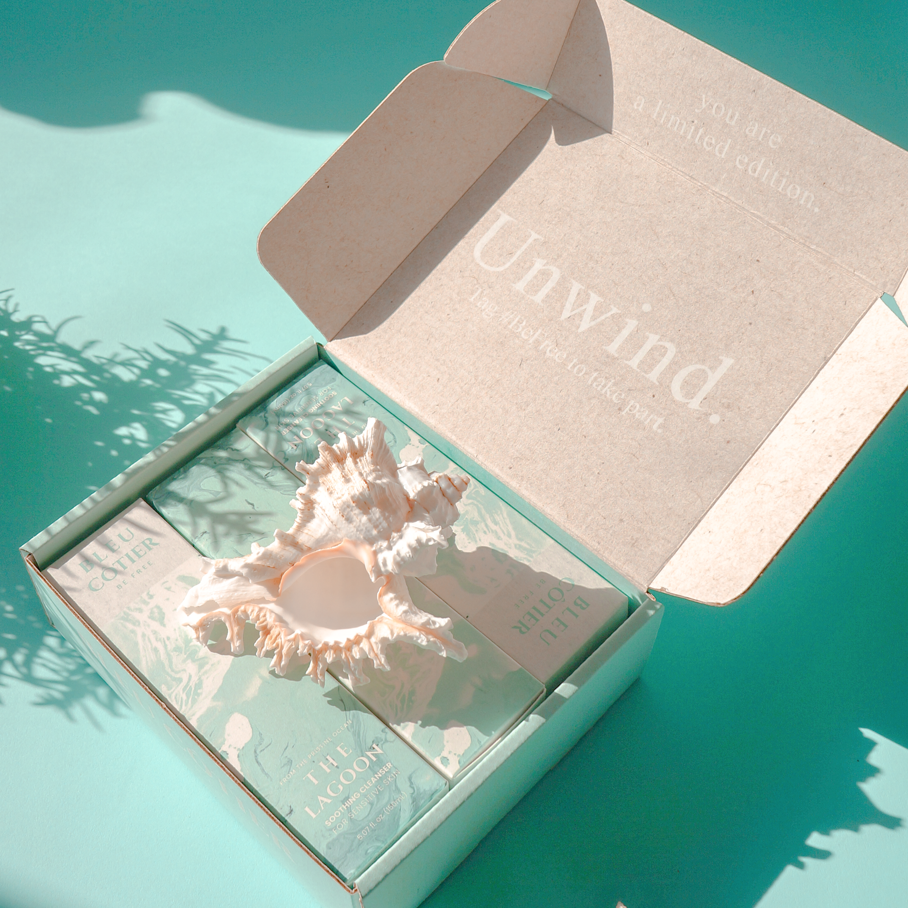 BLEU COTIER USA - Wholesale Bath & Body Set - Turquoise Beach Spa Gift Box0