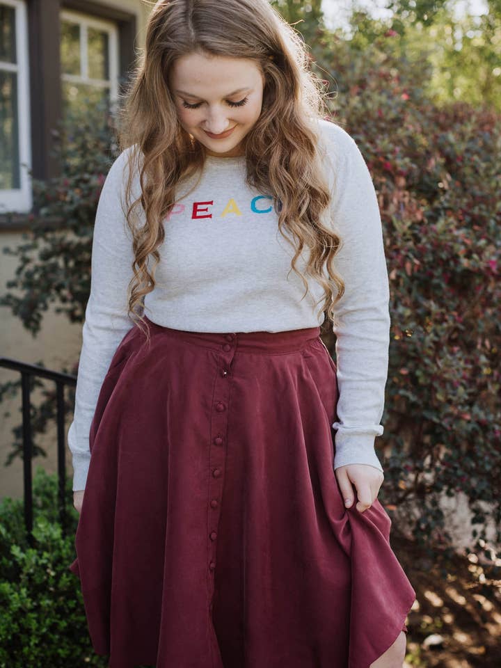 jupe boutonnée bordeaux pour la vente par Jessica Rey