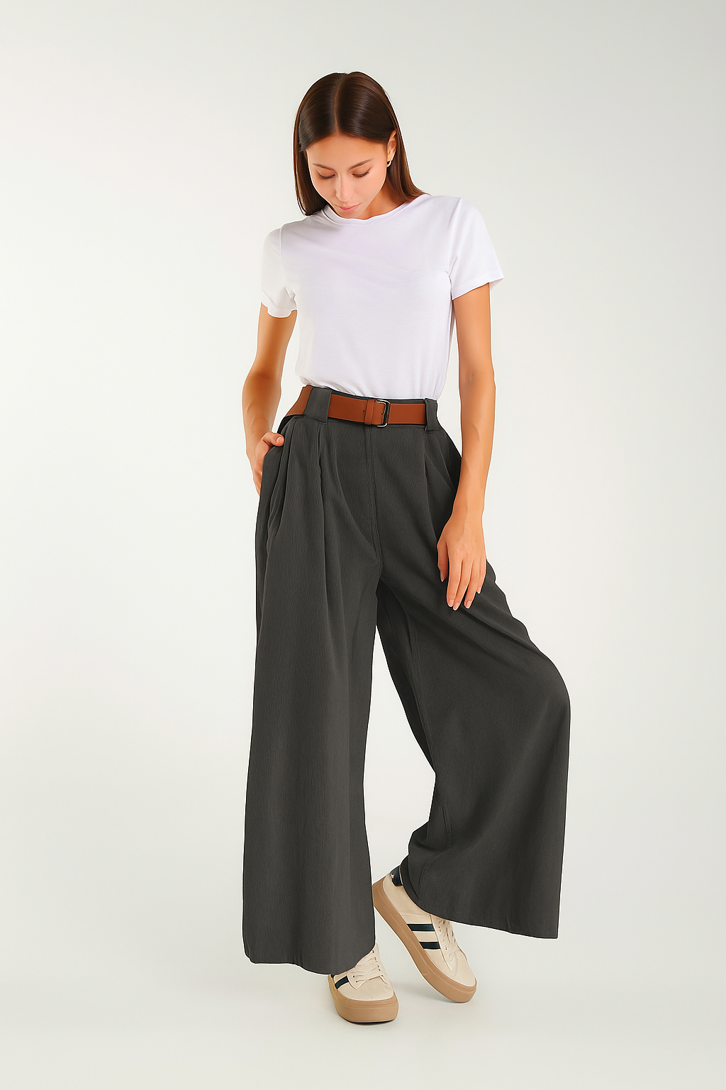 TAMBA - Wholesale Pants - Women's - Culotte pants made of baby corduroy5