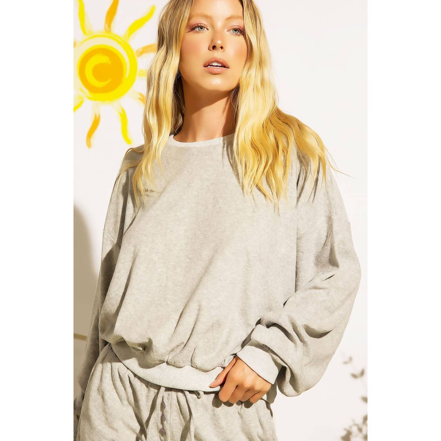 Sweet Generis – wholesale Lounge set – Women's – TOWEL FABRIC SWEATSHIRT AND SHORTS SET30