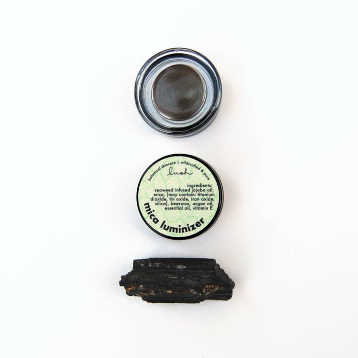 Mica Luminizer - Chameleon for wholesale by Lush Botanicals