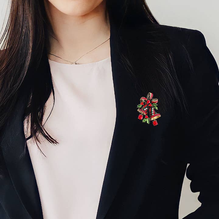 Wrapables.com - Wholesale Brooch - Wrapables Christmas Crystal Rhinestone Brooch Pin12