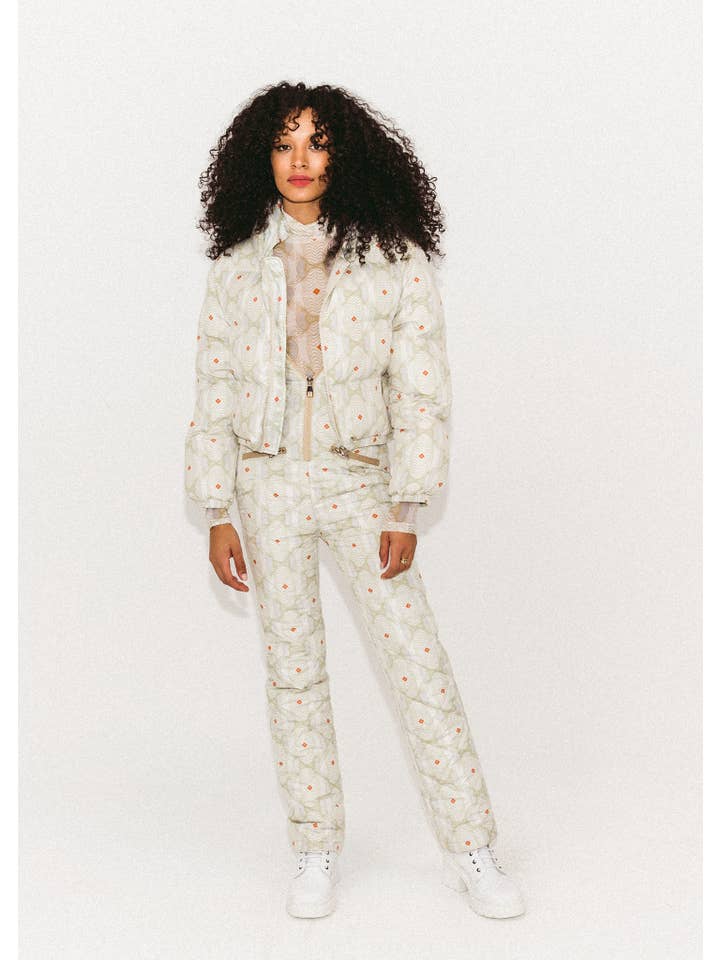 Hilary MacMillan - Wholesale Puffer Jacket - Women's - Cropped Printed Puffer4