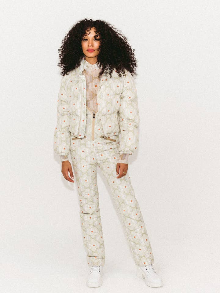 Hilary MacMillan - Wholesale Puffer Jacket - Women's - Printed Snowsuit0