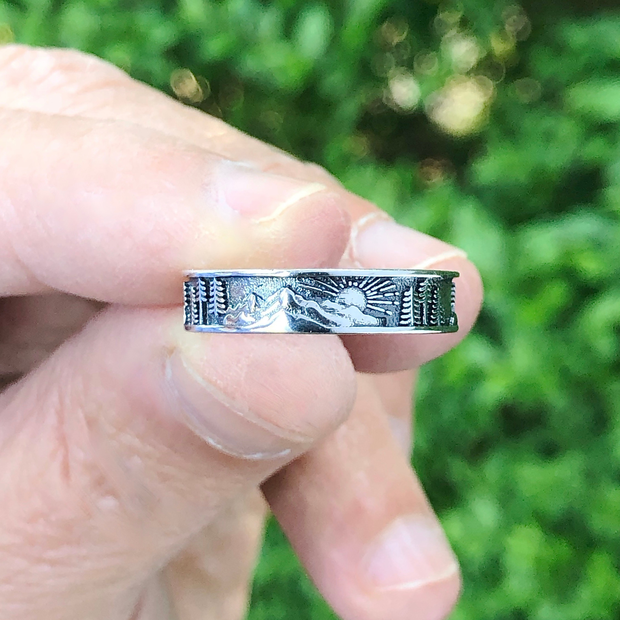 Moonrise Jewelry - Vente Anneau/bague à empiler - Orchestre R-77 Sun, Mountain and Trees2