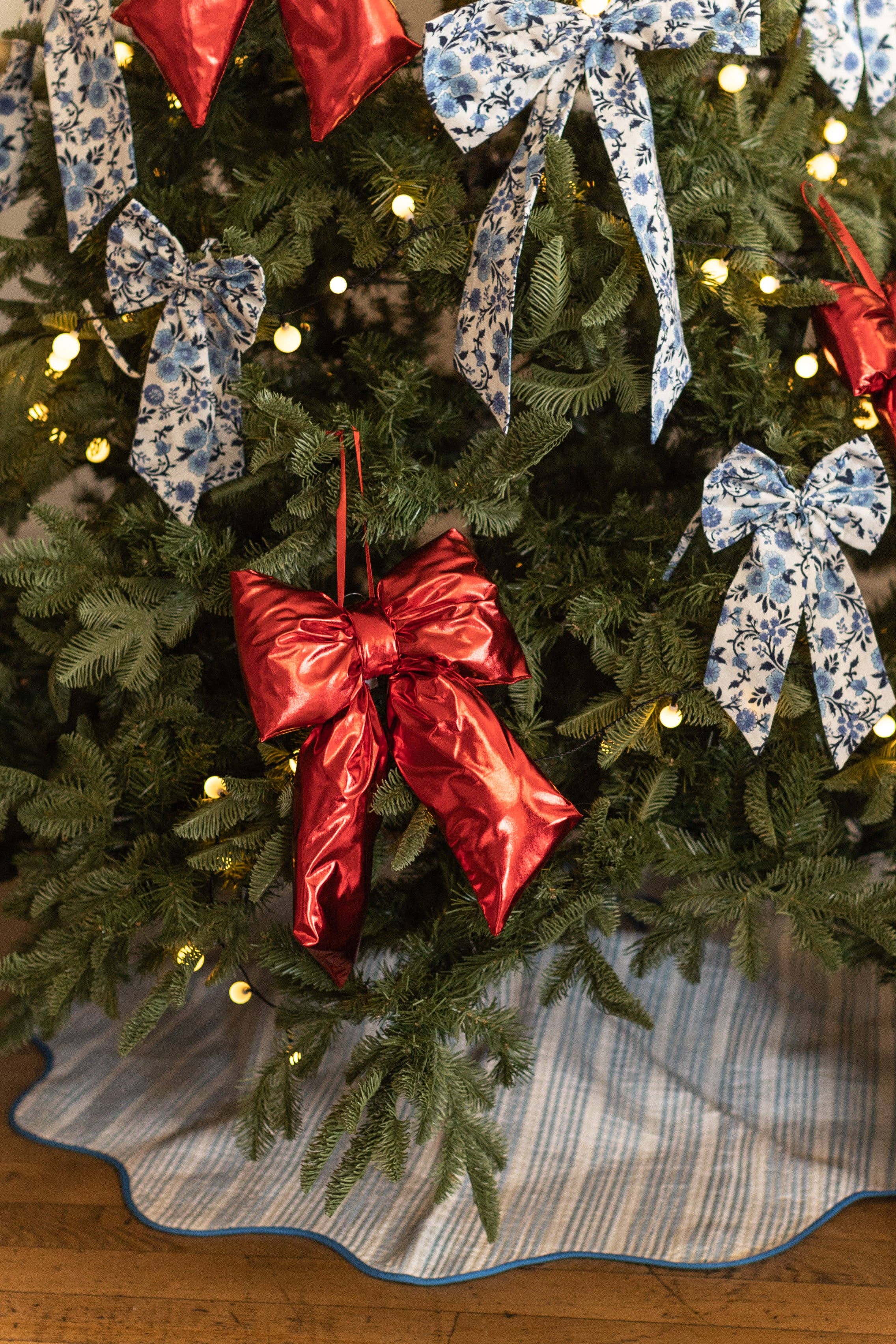 LNH EDIT - Wholesale Bow - Gift Wrapping - Thistle Blue Handmade Bow | Hand Block-Printed Cotton (2 Sizes)1