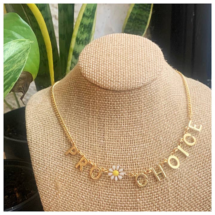 Etymology Jewelry – Großhandel Kette mit Anhänger/Charm – Pro Choice Halskette - Feministische Halskette - Pro Choice Jewelry