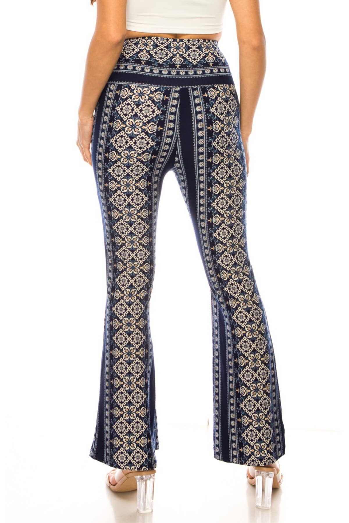 Color 5 - Wholesale Broek - Dames - Marinewitte streetflare-broek met Boheemse print en hoge taille2