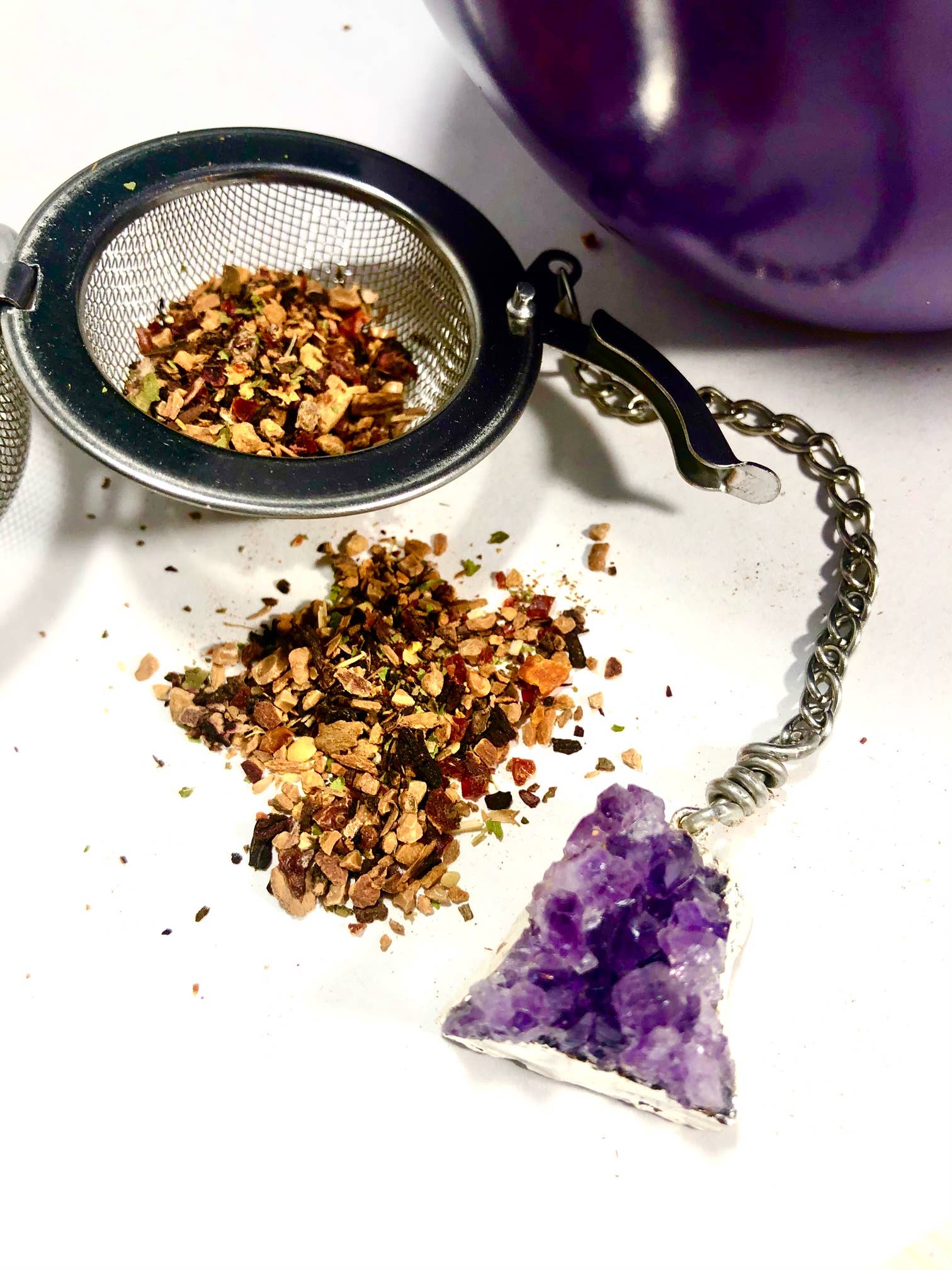 Kinley Jewelry - Wholesale Tea Strainer/Infuser - Tea Infuser Ball Amethyst Crystal Charm Kitchen Décor Gift