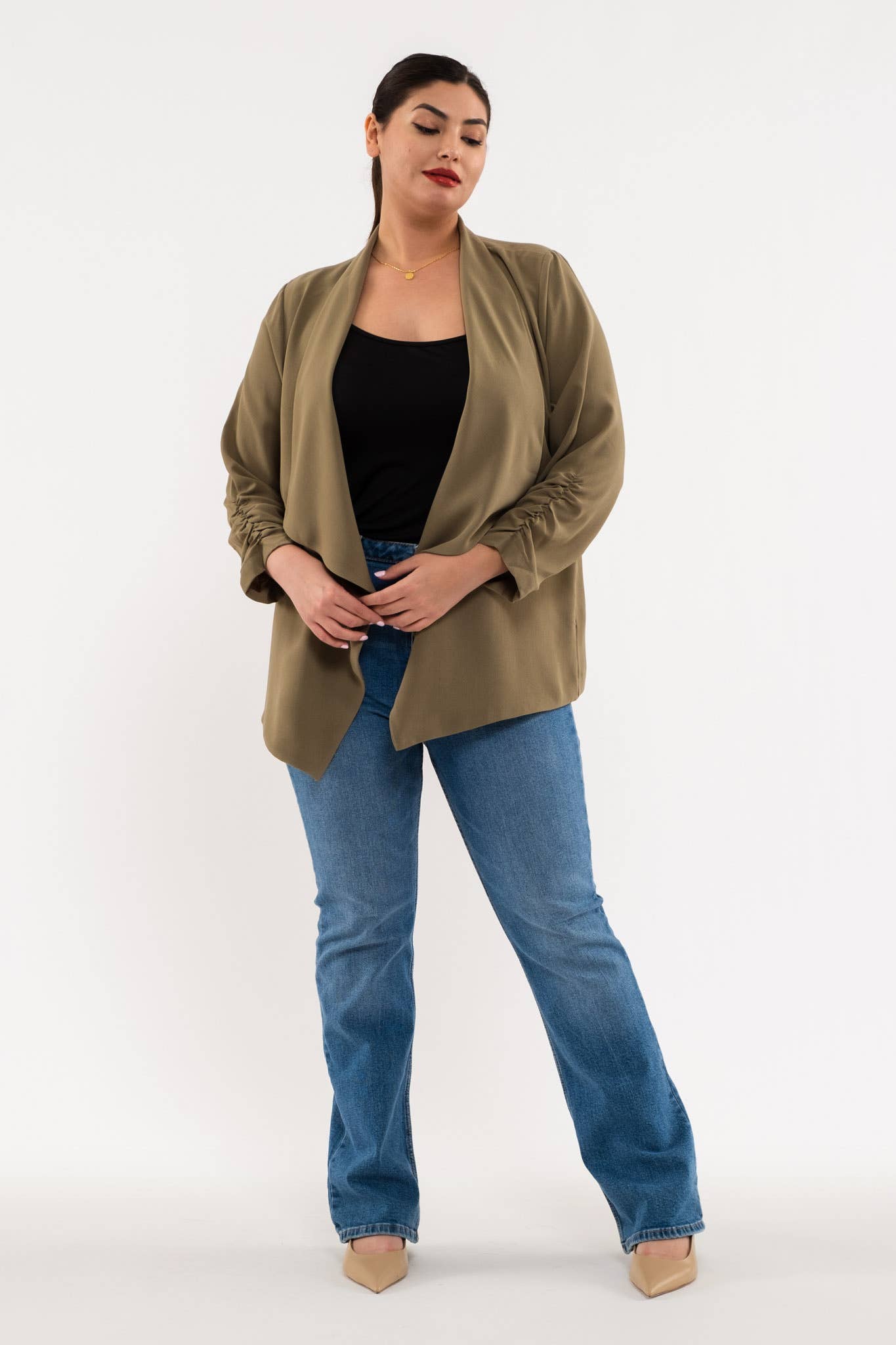 Blu Pepper – Engroshandel Blazer - Dame – Plus size blazer med 3/4 ærmer og rynkede detaljer7