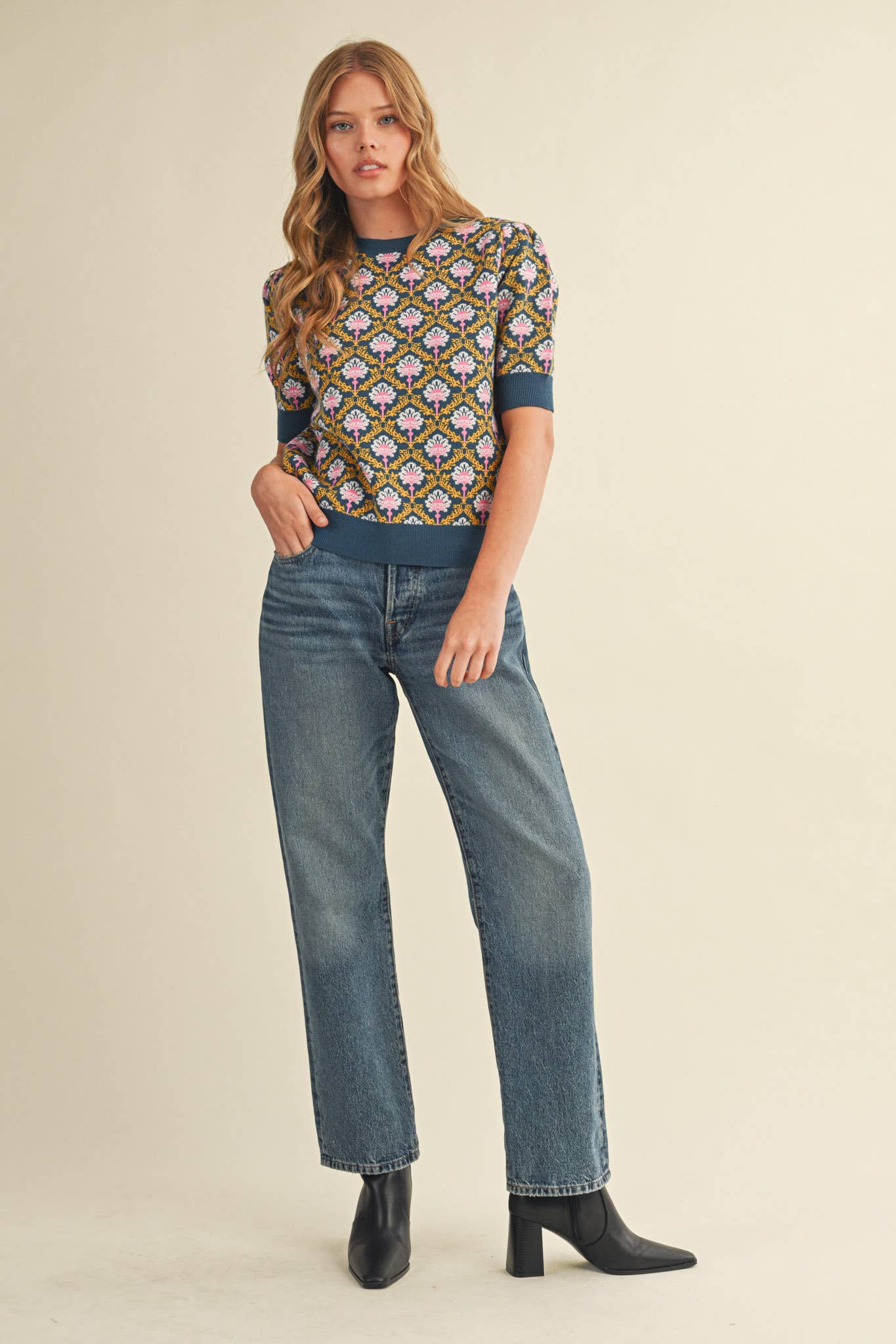 &MERCI - Wholesale Knit Sweater - Women's - FLORAL PATTERN SHORT SLEEVE SWEATER MSW1086019