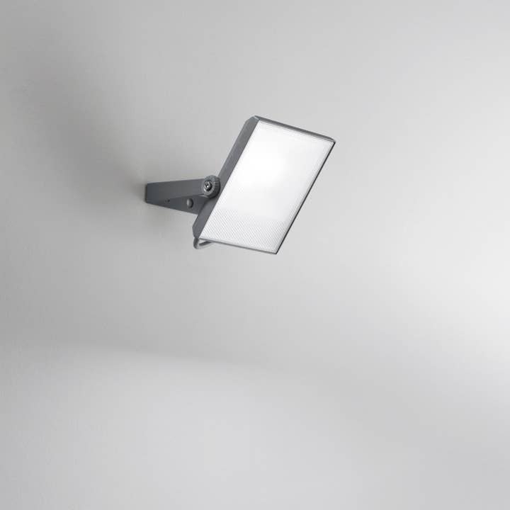 Gruppo F.T - Wholesale Accent/Desk Lamp - AXEL aluminum LED projector with IP65 CCT switch5