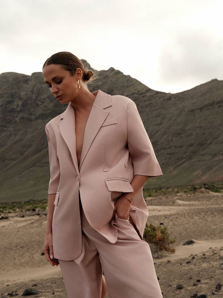 Kavaj Irina - Juice för wholesale av PURPLE QUEEN