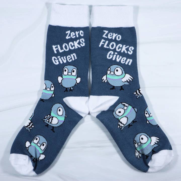 Chaussettes Zero Flocks Bird pour la vente par Emii Creations