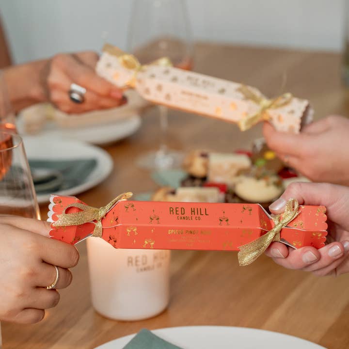 Red Hill Candle Co. - Wholesale Room & linen spray - Christmas Cracker Spiced Pinot Noir Luxury Travel Room and Linen Mist1