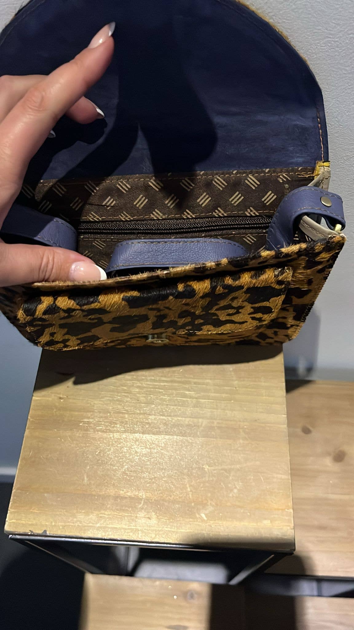 The Familyshop - Wholesale Crossbody Bag - Women's - Ibiza Brisa Libre Leather Bag2