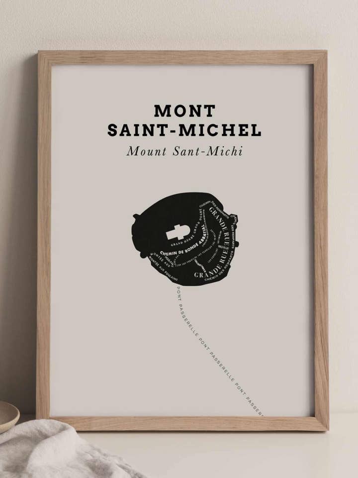 Het Goede Plan poster - Mont Saint-Michel Noir & Cream voor wholesale door Zébu