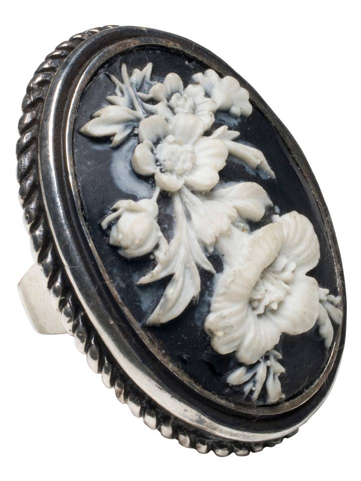 R Bodacious Bouquet for wholesale by Femme Metale