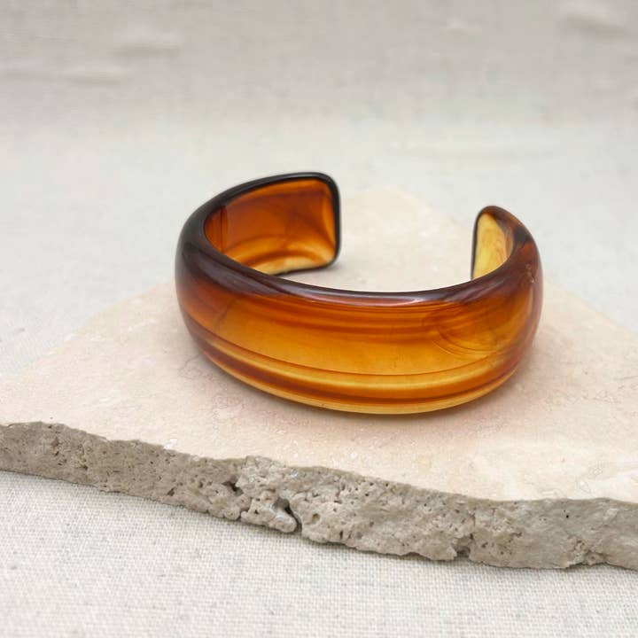 Amberhars Manchet voor wholesale door Little Nell Jewellery