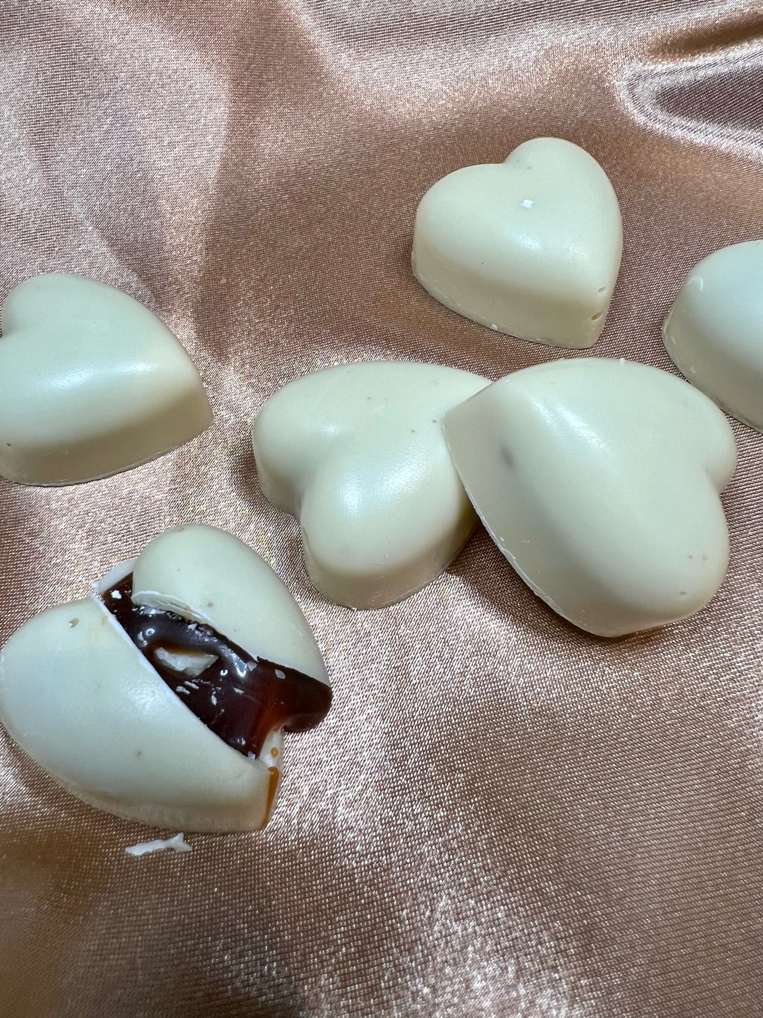 Ramel Beauty - Wholesale Chocolate Box - Luxury Box Chocolates Mix Assorted 25pc3