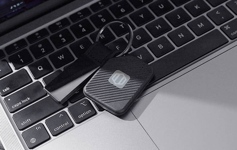 WAVEMOTION - Wholesale USB Flash Drive - Physical password manager to store your credentials5