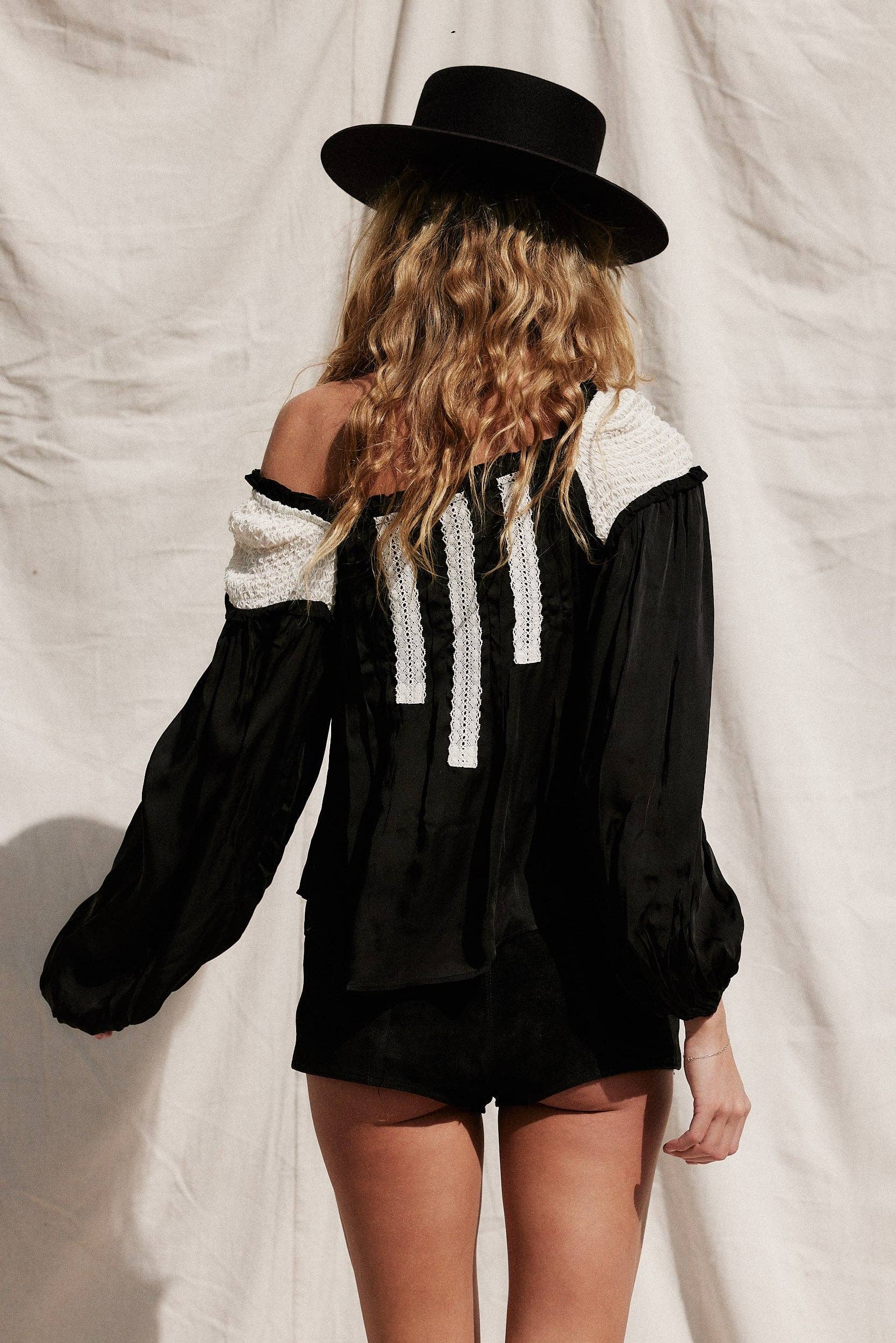 Jen's Pirate Booty - Wholesale Blouse - Women's - Costa Brava Top9