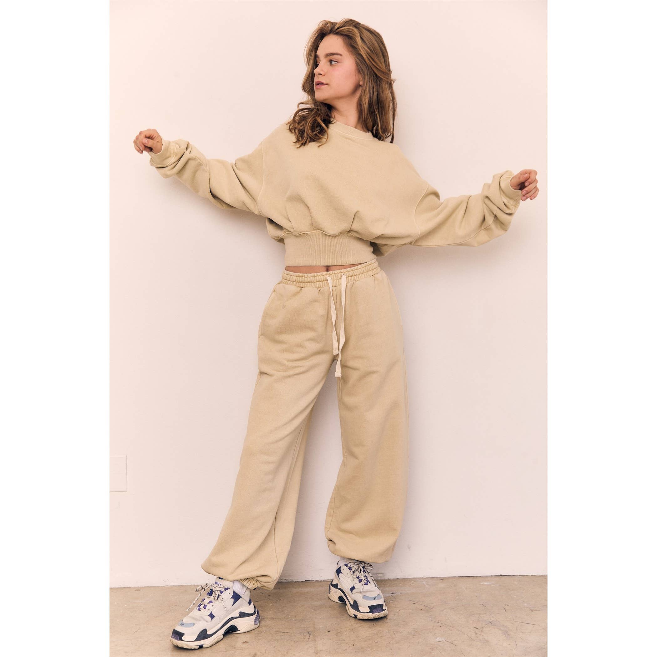 The Blank Lab - Wholesale Sweatshirt - Women's - Acid Wash Cropped Balloon Sweatshirt (AAB700_ACD)5