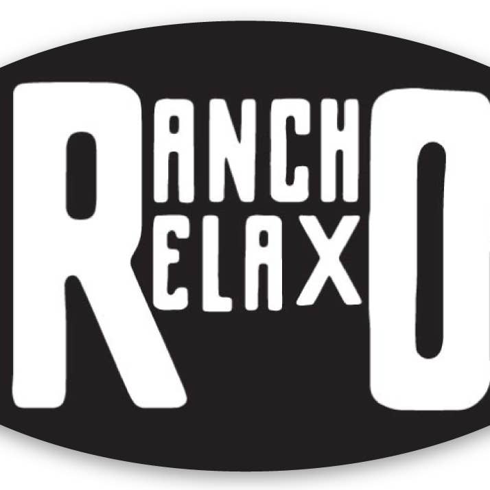 Adesivo ovale in bianco e nero per la vendita all'ingrosso da parte di Rancho Relaxo