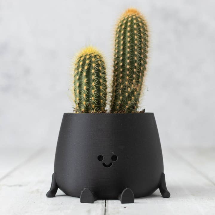 Happy Pot Planter - Matte Black for wholesale by Ingadi