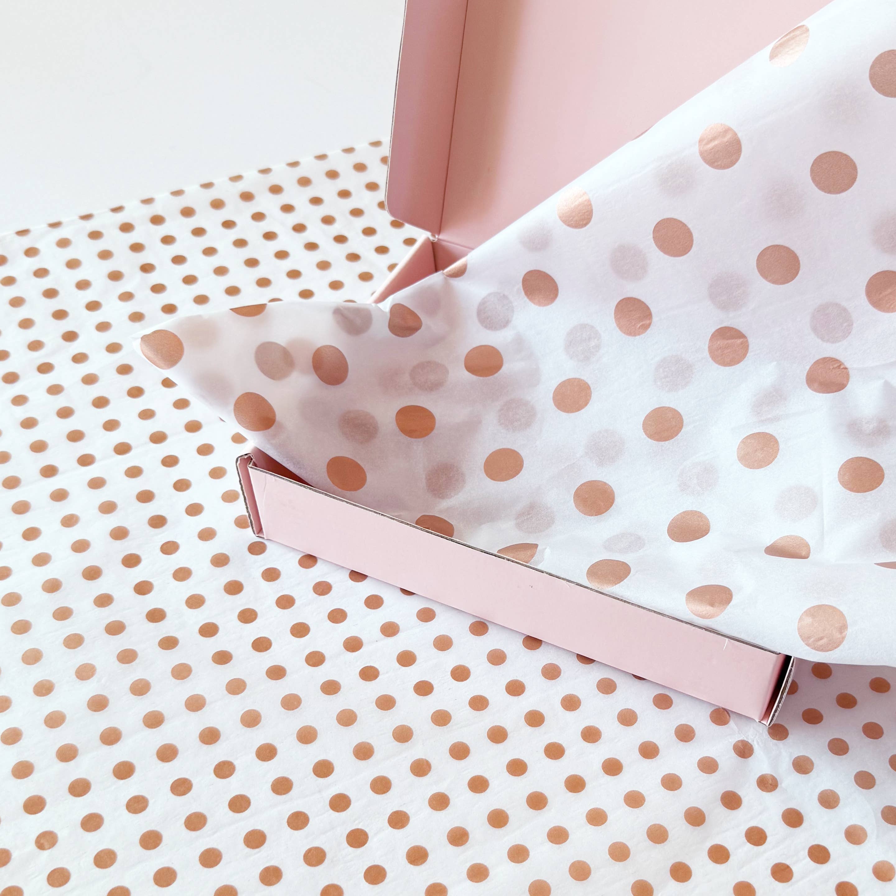 ByHome – wholesale Mjukpapper – 28" x 20" Prickiga 17g Omslagspapper Ark16