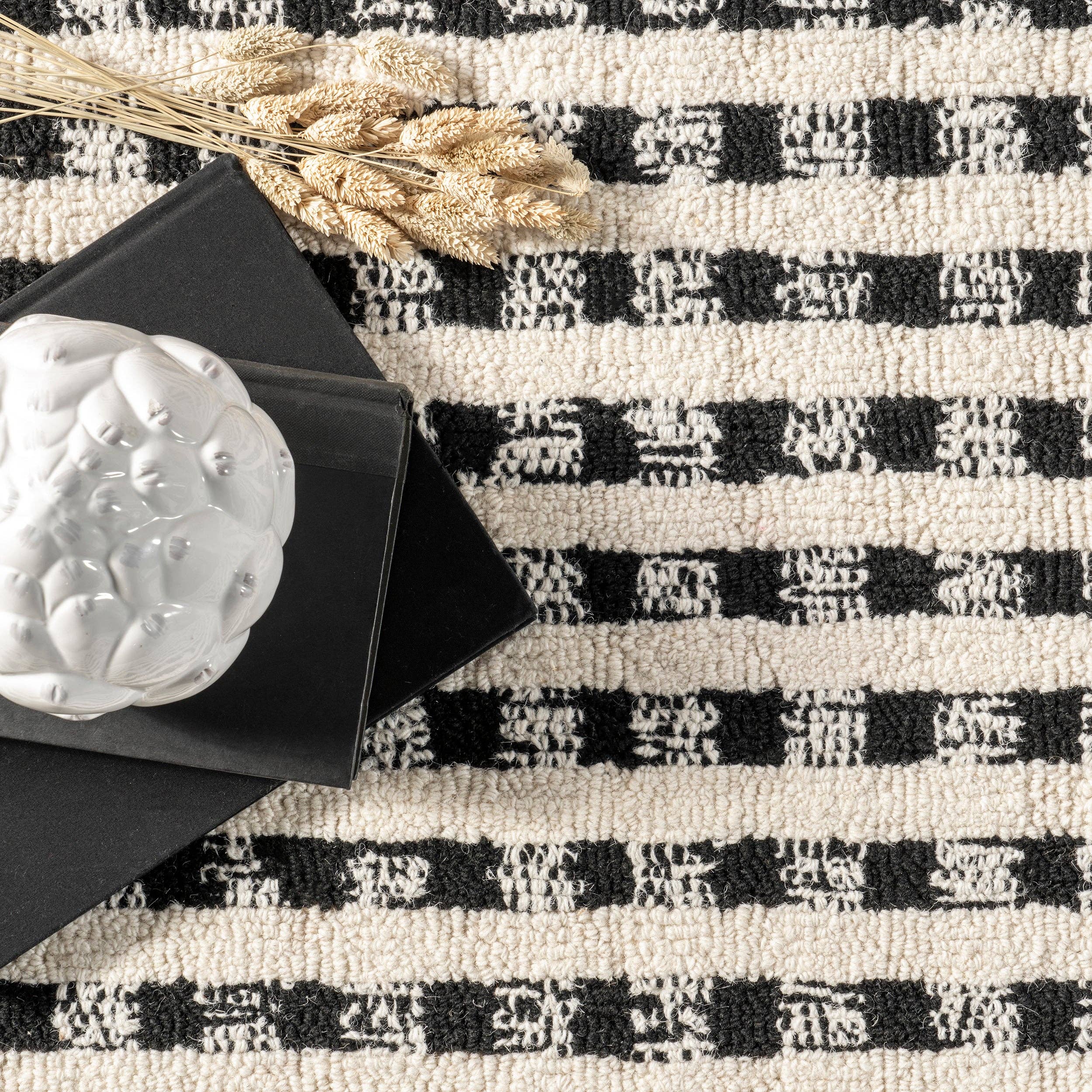 Ivory Adahlia Checkered Wool Area Rug for wholesale on Faire4