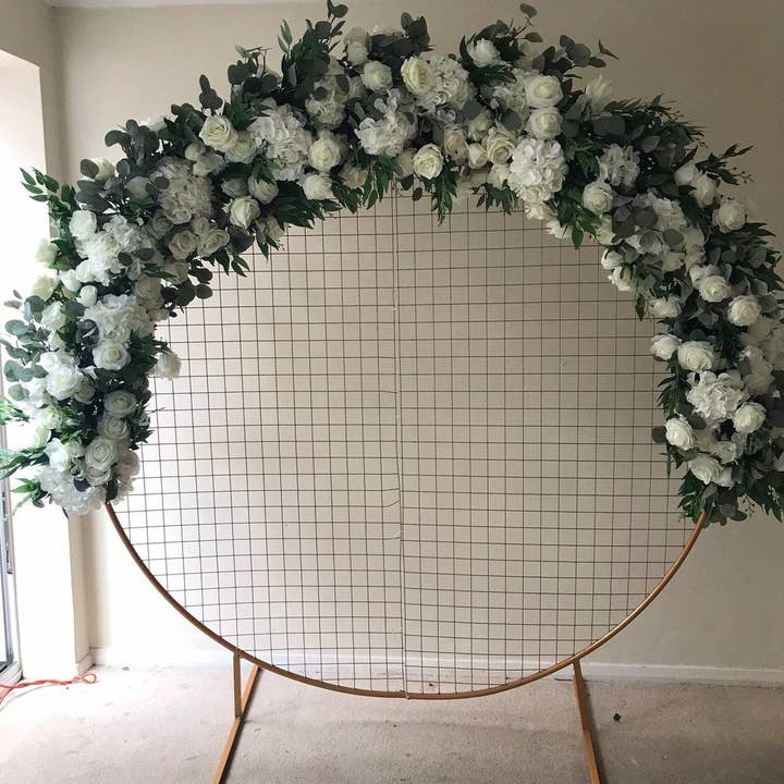 IVY CRUZ – wholesale Bunting/garland – Large Flower Garland, White Flower Garland, Flower Swag
