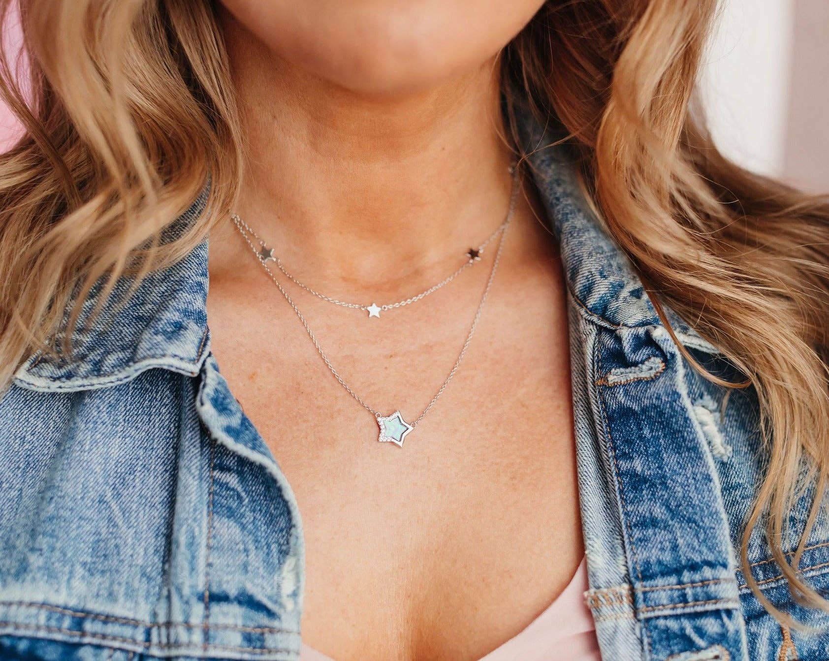 Chloe + Lois - Wholesale Pendant/Charm Necklace - Stardust Star Necklace9