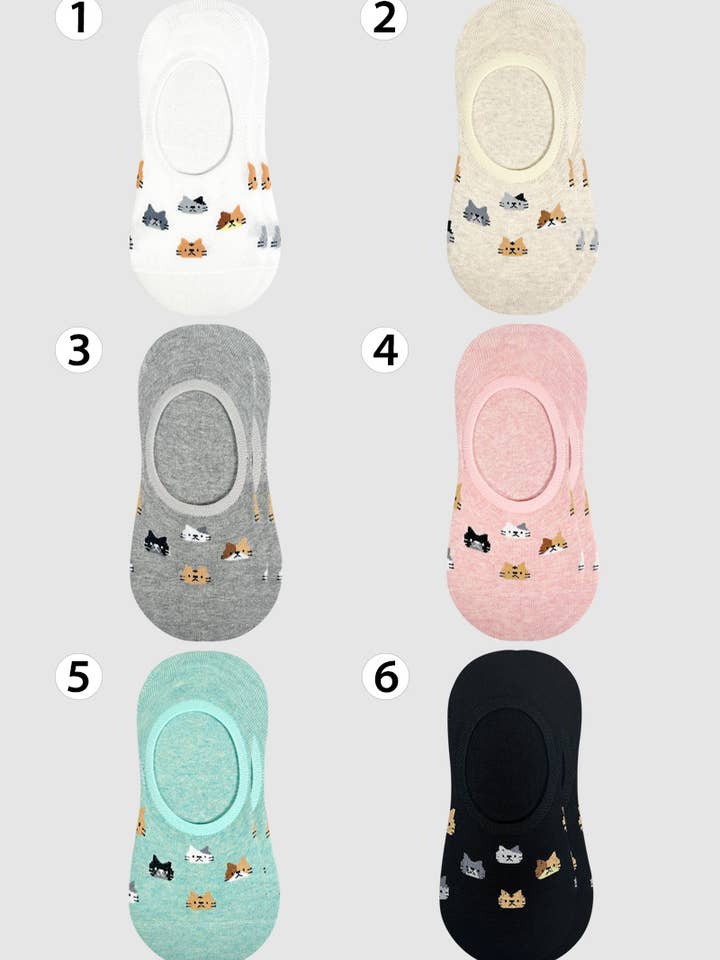 Women's No Show Cat Friends Socks for wholesale by 7DAYSSOCKS