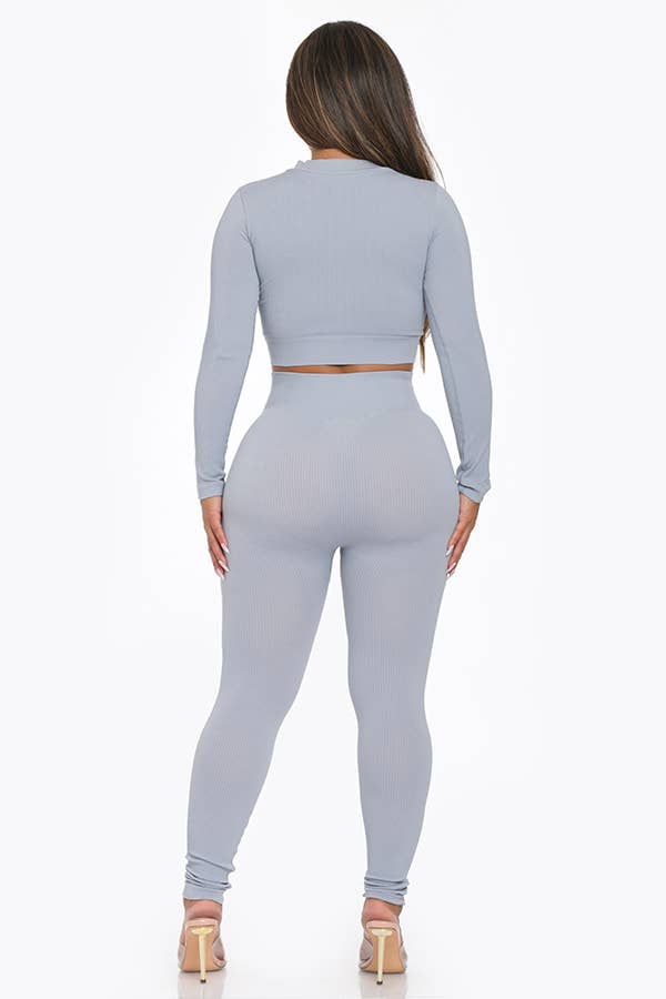 Lime All the Time – Großhandel Set aus Oberteil und Hose (NICHT Loungewear) – Damen – 2-teiliges Set aus Crop-Top und Leggings mit langem Reißverschluss, ohne Nähte5