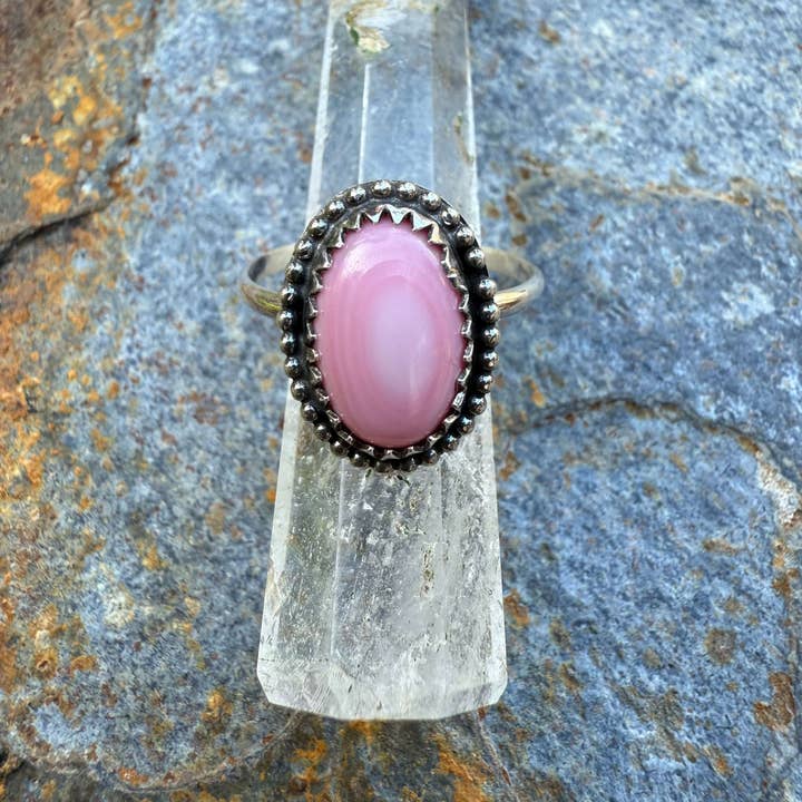 Wild Mountain Soul Designs – wholesale Cocktail/statement ring – Sterling Silver Pink Conch Shell Ring1