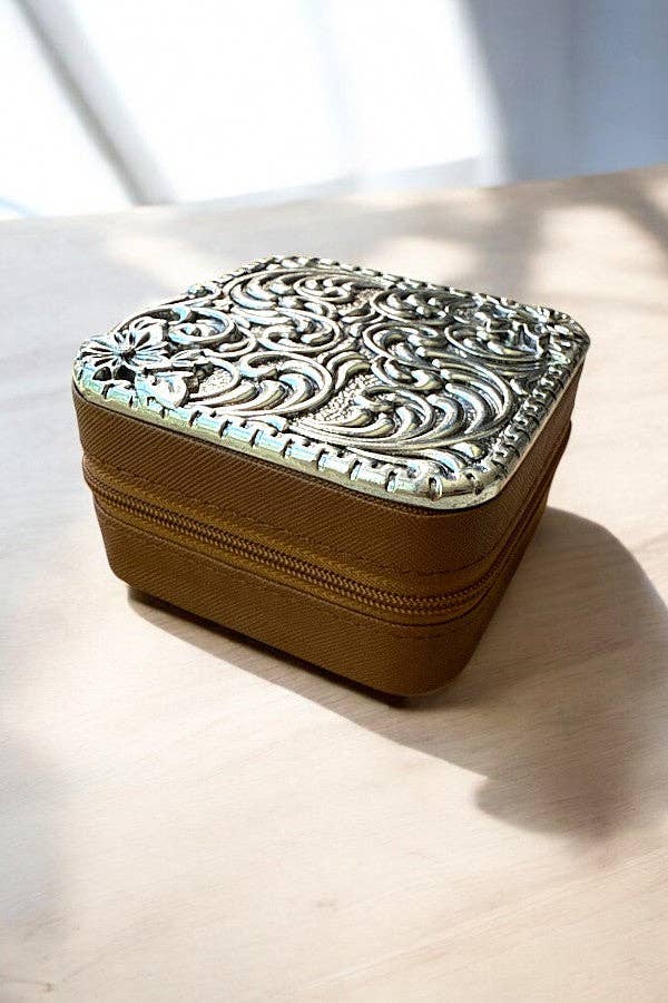 Andrea Bijoux - Wholesale Jewelry Box/Organizer - WESTERN PATTERN METAL PLATE JEWELRY BOX1