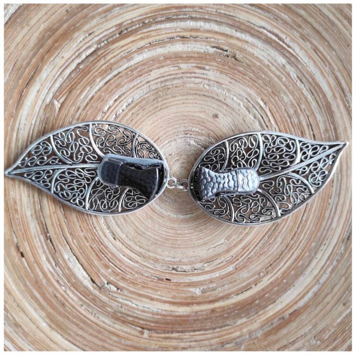 Cristina SJ creative shop - Wholesale Brooch - Multi-purpose closure for closing garments, fastening layers, shawl..7