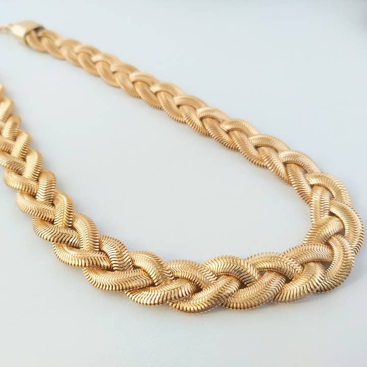 Choker de cuerda dorada para venta al por mayor de Piccadilly Pendants