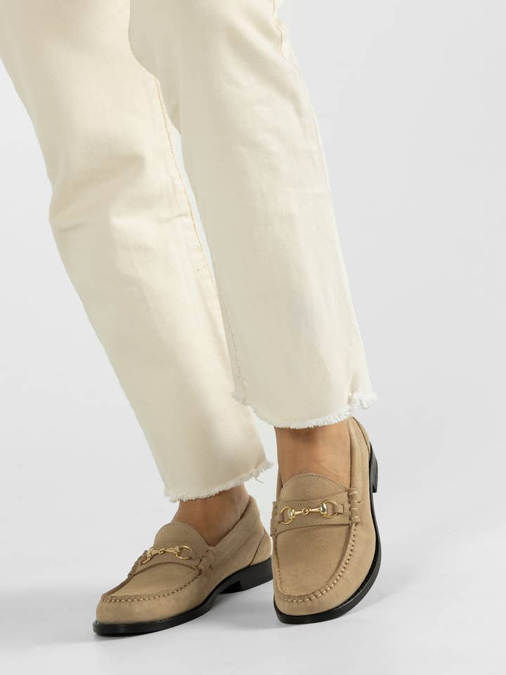 Sarah Buckle - gamuza beige claro para venta al por mayor de Atlanta Mocassin