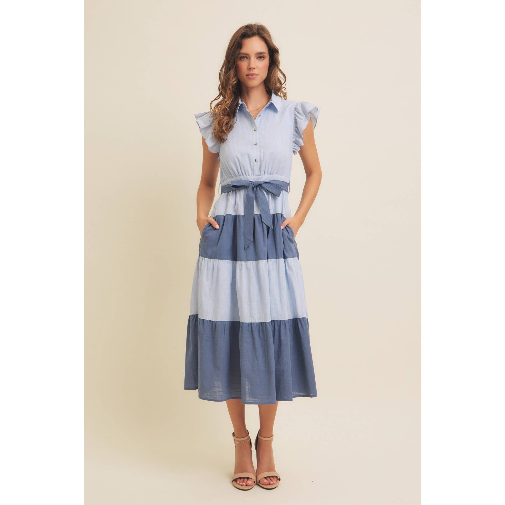 in february - Vente Robe – femme - ROBE MIDI EN COTON À BLOCS DE COULEUR AVEC VOLANTS ET CEINTURE À LA TAILLE12