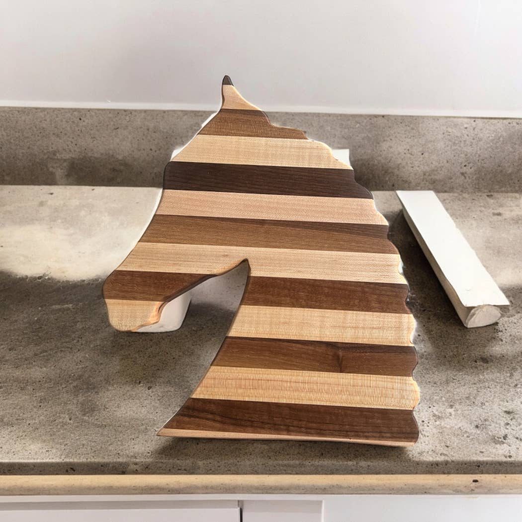 TG Designs - Wholesale Cutting Board - SHOW/FANCY HORSE LARGE14