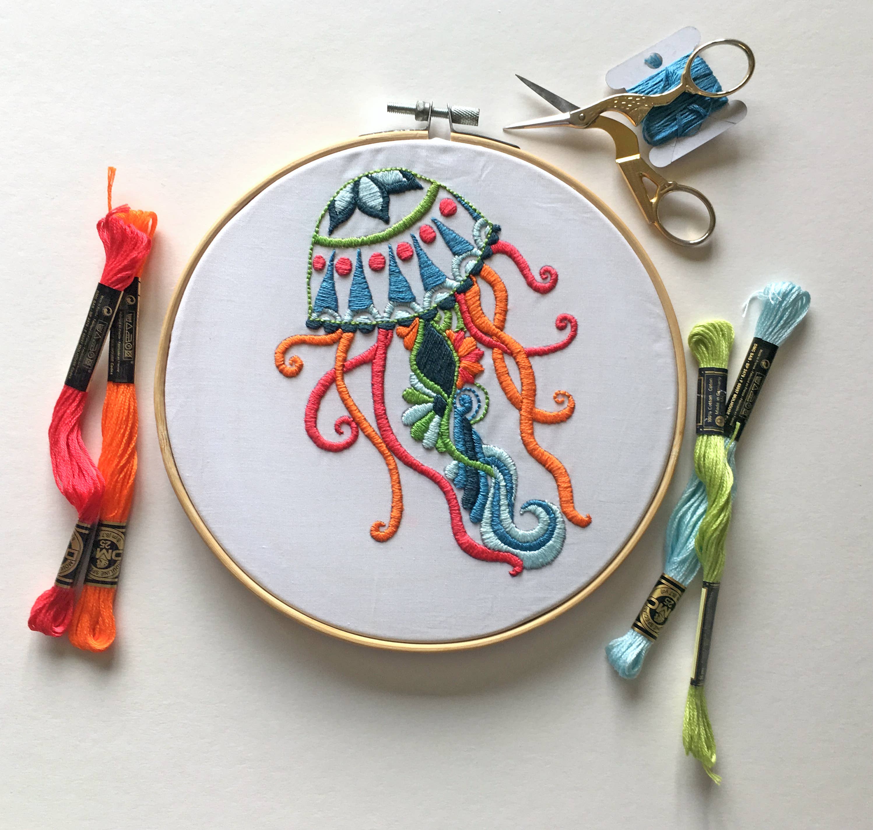Cinnamon Stitching - Wholesale Embroidery/Cross Stitch Supplies - Jellyfish Embroidery Kit5