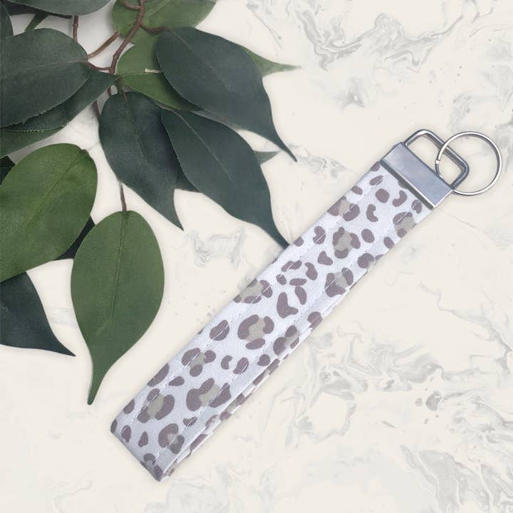MDStickerShop - Wholesale Keychain - Women's - Light Brown and Cream Leopard Print Fabric Wristlet Keychain