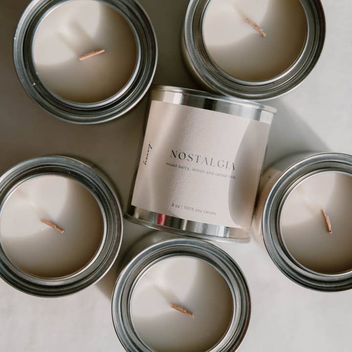 Bougie de soja Nostalgia avec mèche en bois de 8 oz, décoration d'intérieur, parfum de céréales pour la vente par Honey Candle Studio