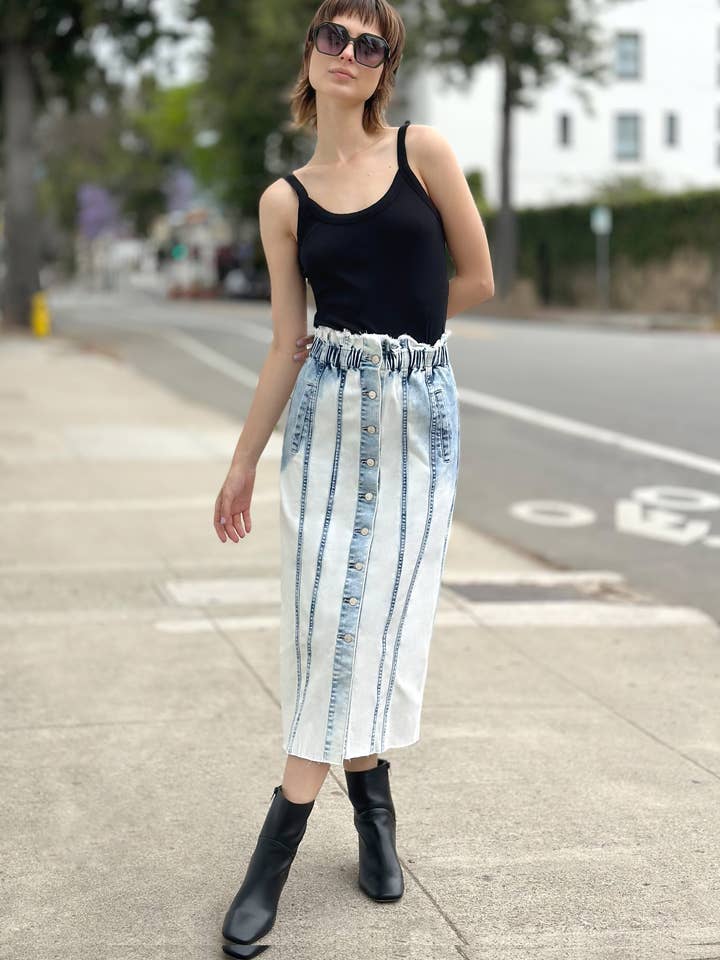 Sally Rock mit Knopfleiste für den Großhandel von Billy T