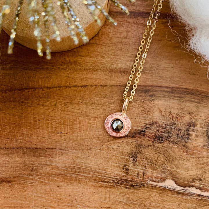 Notions of Lovely – Colar pingente/pendente por atacado – Colar Little Gemmy Bit com Pingente em Ouro 14k Fill2