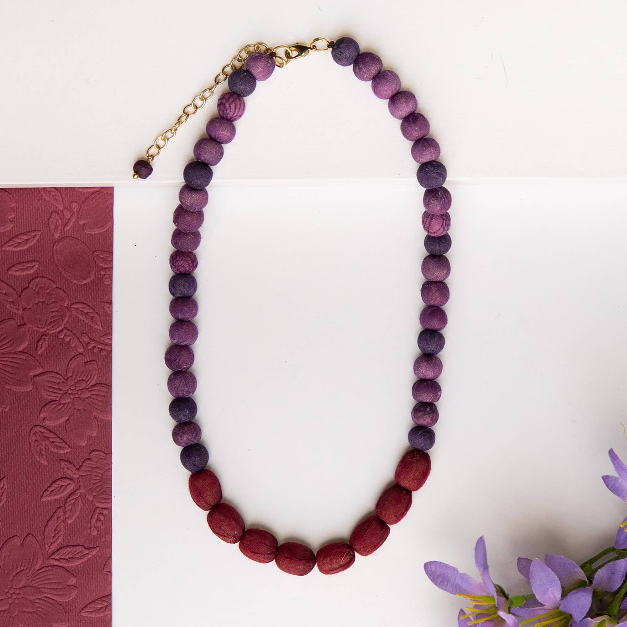 WorldFinds - Wholesale Kralen/parelketting - Kantha Couplet Ketting | Paars/Bordeaux0