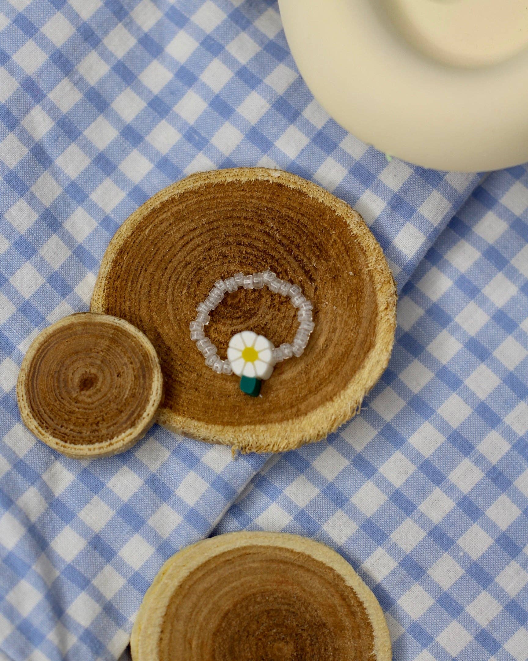 Meet me at the corner - Wholesale Band/Stacked Ring - Flower beaded ring2