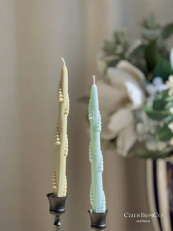 Bougie conique de sapin de Noël pour la vente par CandlesCo Australia